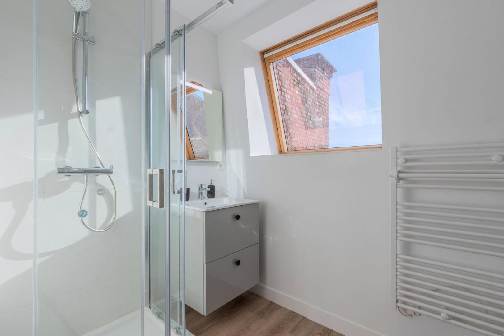 1 Bedroom Duplex Apartment, With Parking Tourcoing Kültér fotó